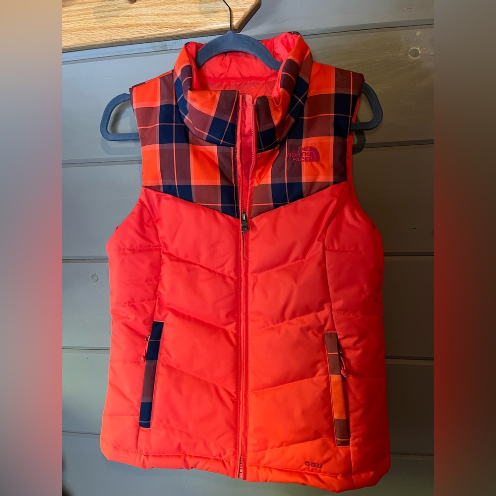 North face puffy vest
